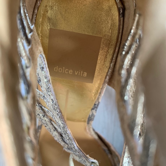 Dolce Vita Lace Up Heels - Picture 4 of 9